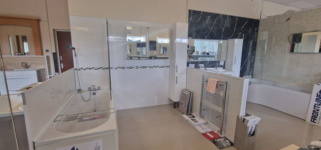 bathroom showroom